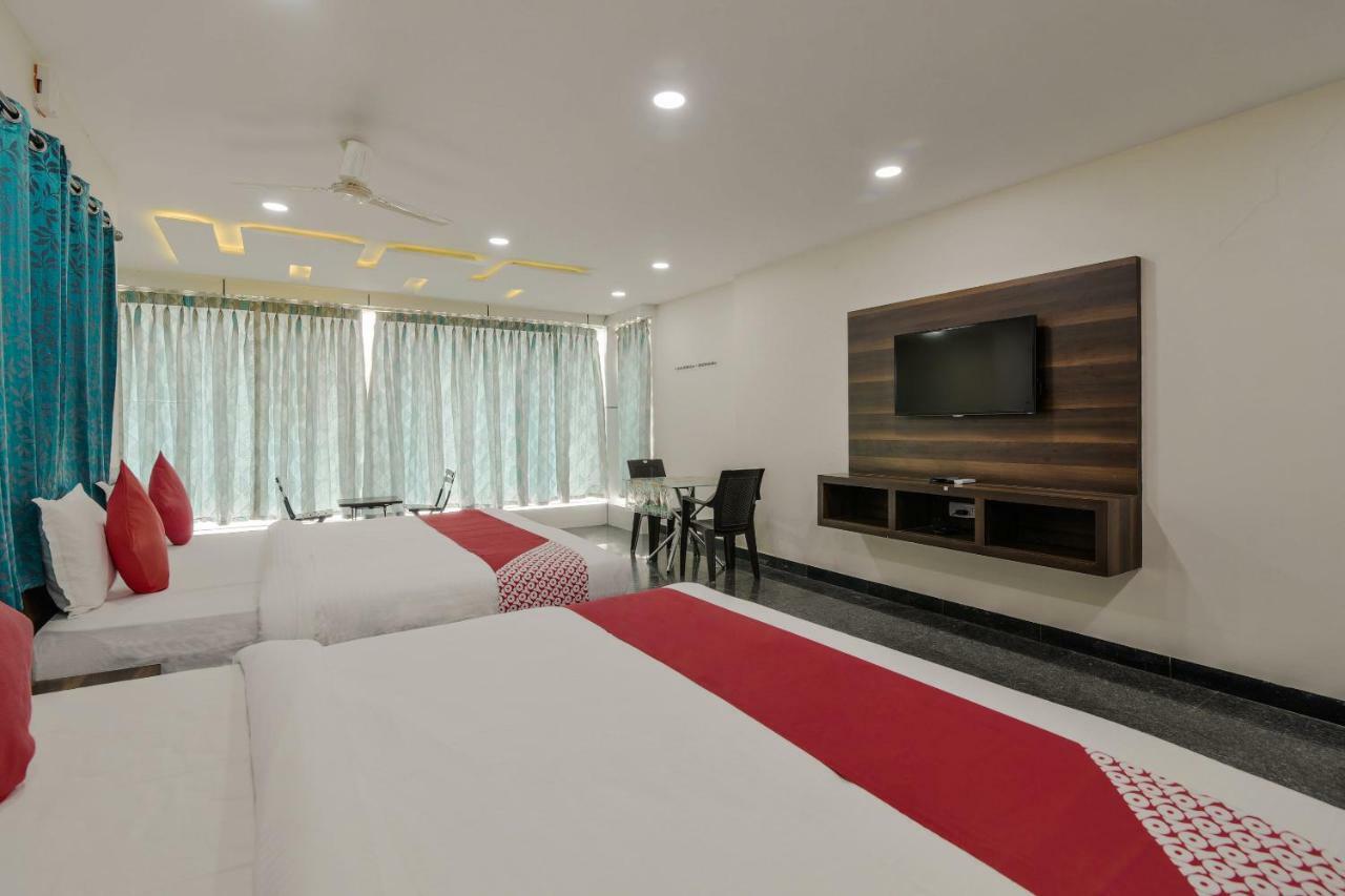Neema Residency Hotel Anantapur Esterno foto