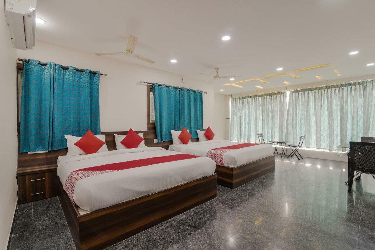 Neema Residency Hotel Anantapur Esterno foto